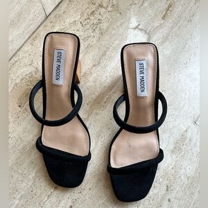 Steve Madden Black Strappy Sandal with Block Heel